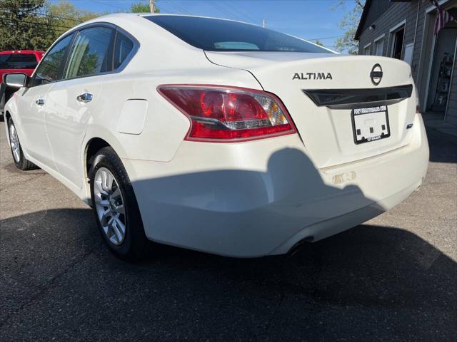 used 2013 Nissan Altima car, priced at $5,995