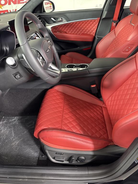 new 2025 Genesis G70 car, priced at $58,515