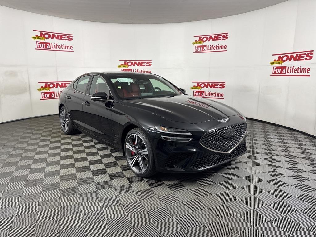 new 2025 Genesis G70 car, priced at $58,515