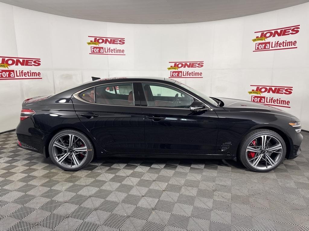 new 2025 Genesis G70 car, priced at $58,515