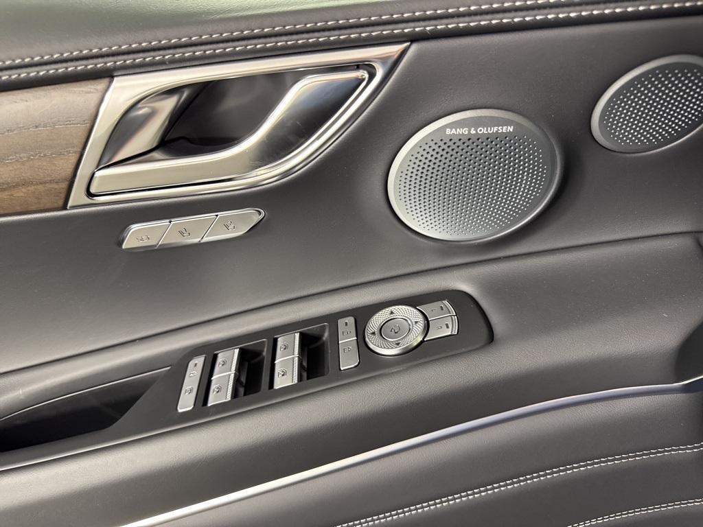 new 2025 Genesis GV80 car, priced at $73,050