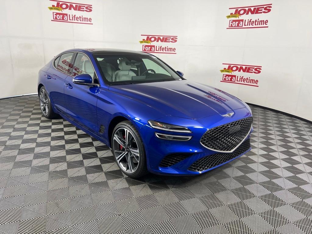 new 2024 Genesis G70 car, priced at $44,873