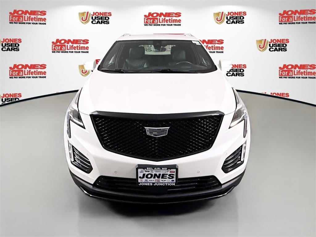 used 2022 Cadillac XT5 car, priced at $35,995