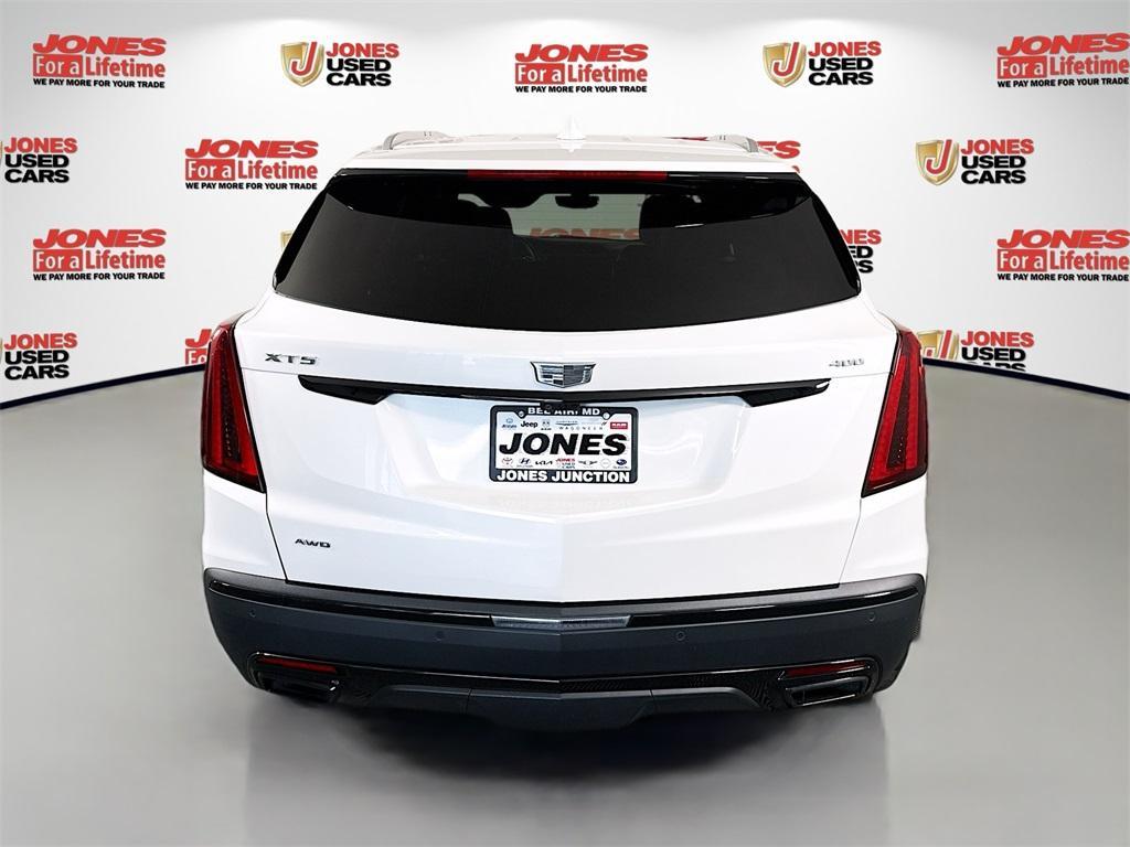 used 2022 Cadillac XT5 car, priced at $35,995