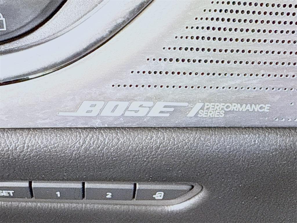 used 2022 Cadillac XT5 car, priced at $35,995