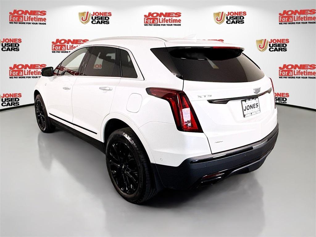 used 2022 Cadillac XT5 car, priced at $35,995