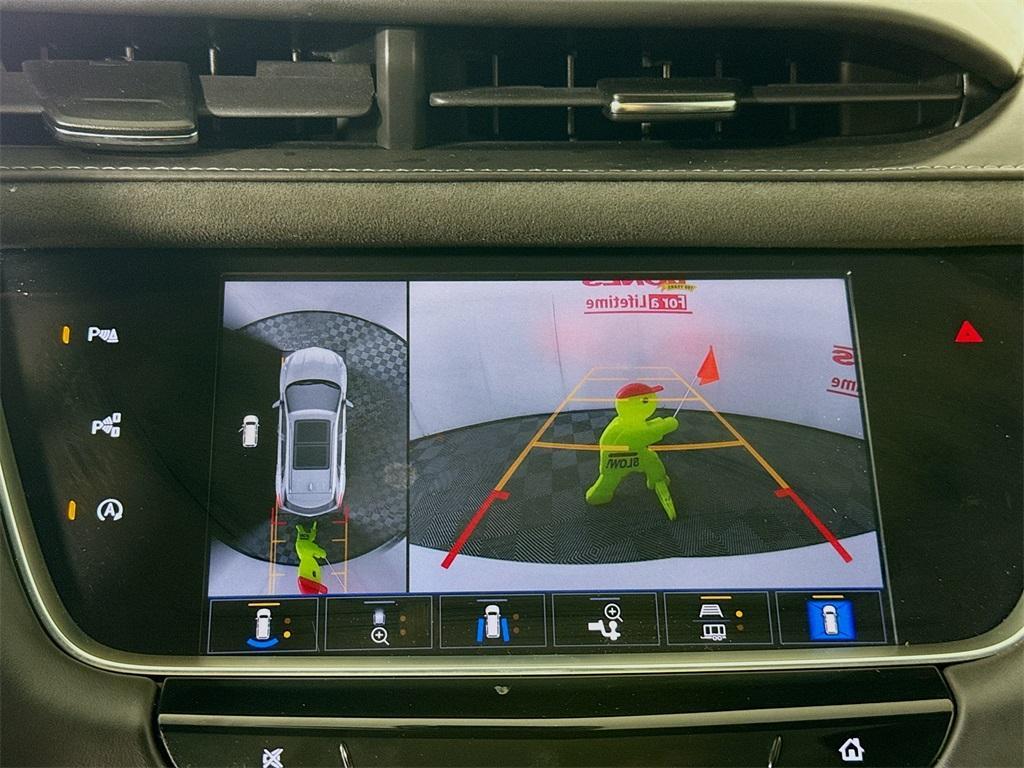 used 2022 Cadillac XT5 car, priced at $35,995