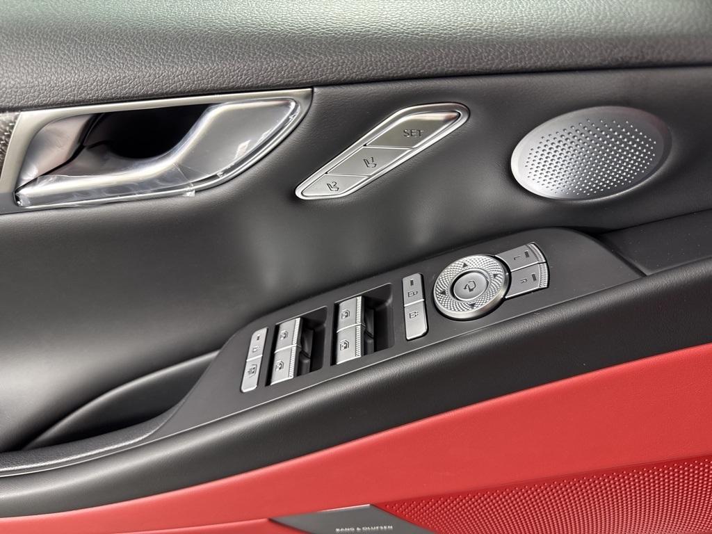 new 2026 Genesis G80 car, priced at $80,695