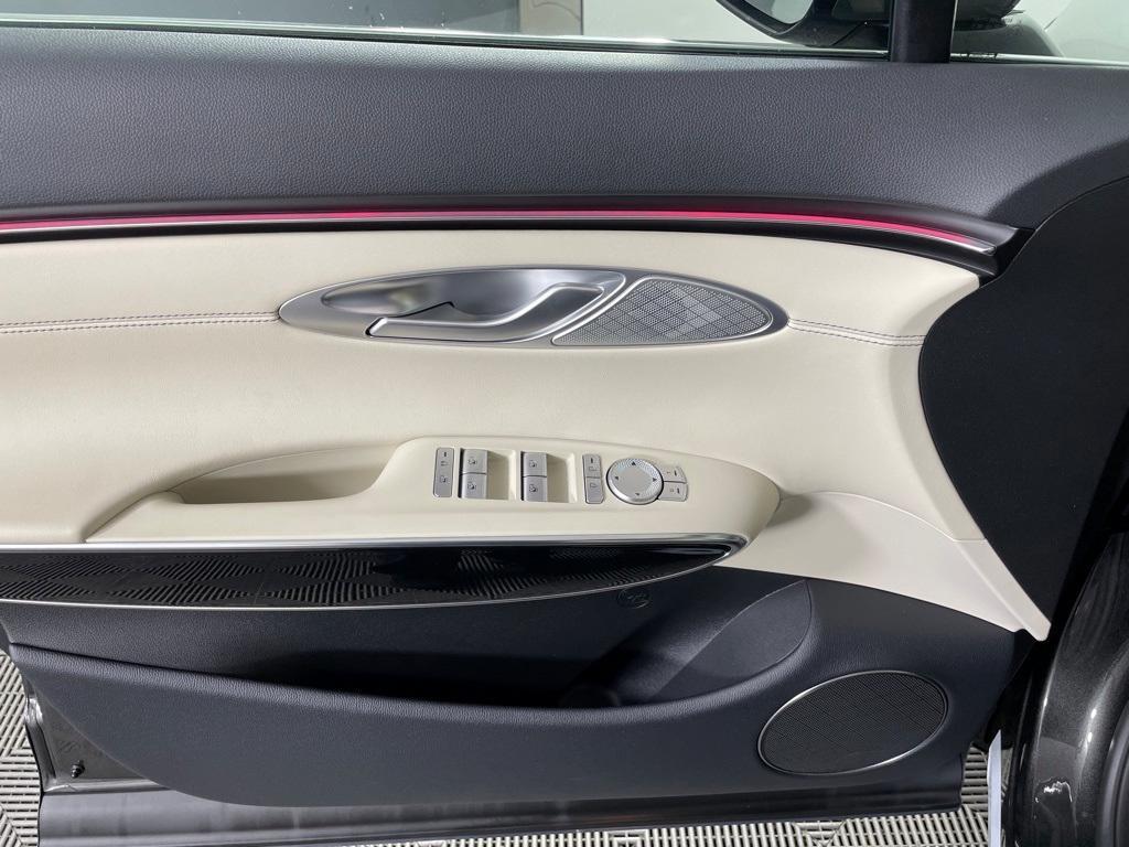 new 2026 Genesis GV70 car, priced at $52,100
