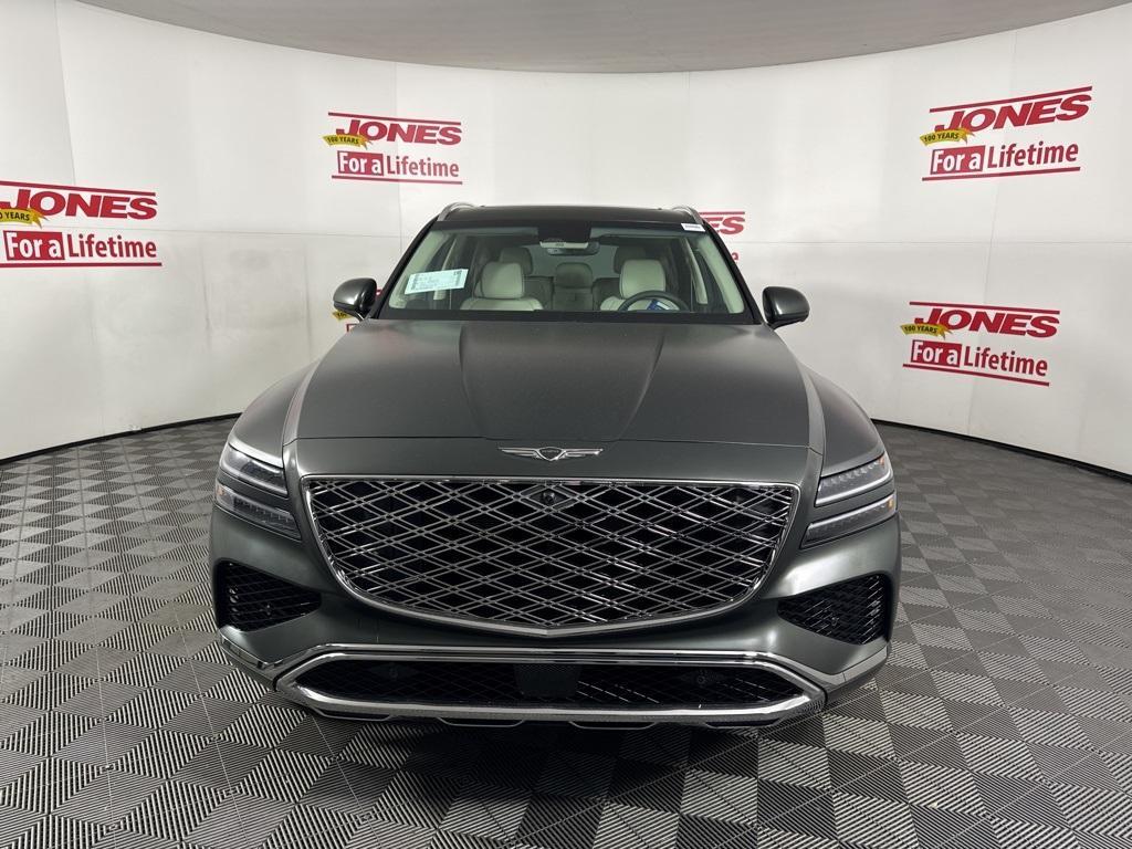 new 2025 Genesis GV80 car, priced at $77,435