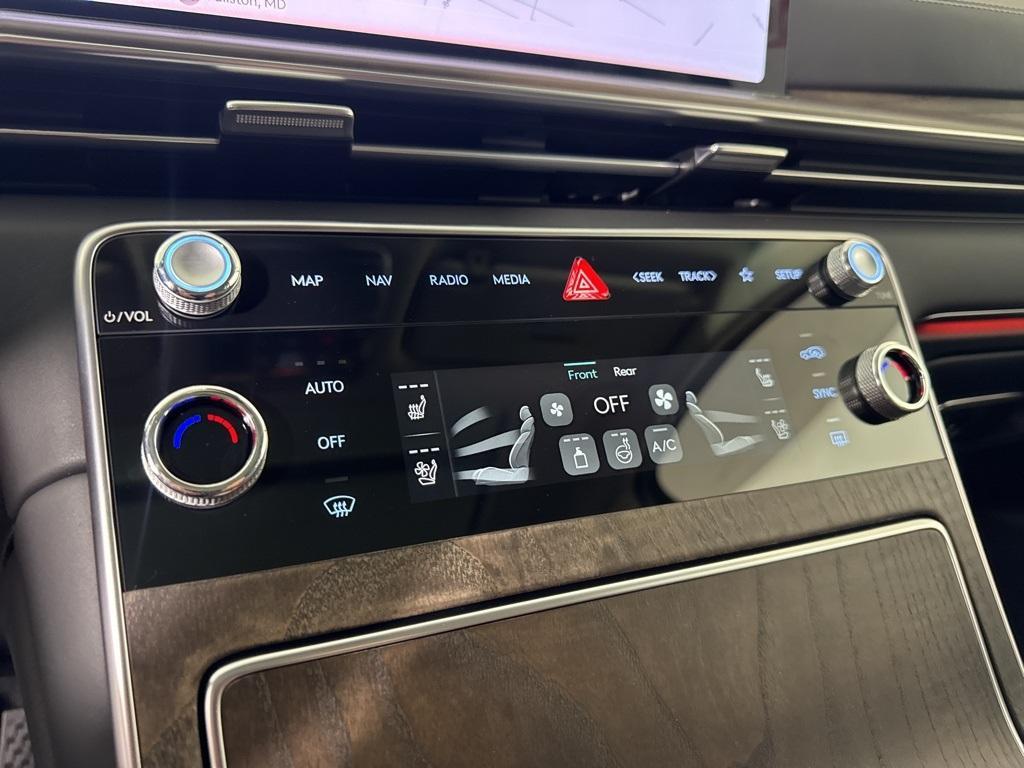 new 2025 Genesis GV80 car, priced at $69,764