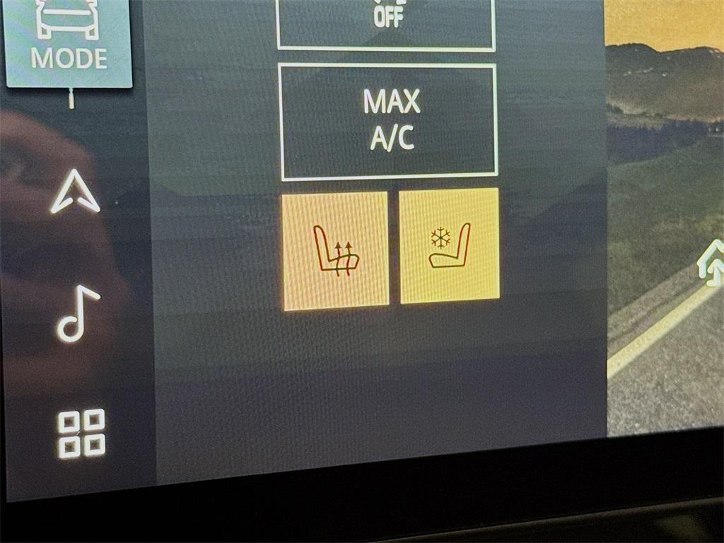 used 2024 Land Rover Range Rover car, priced at $105,998