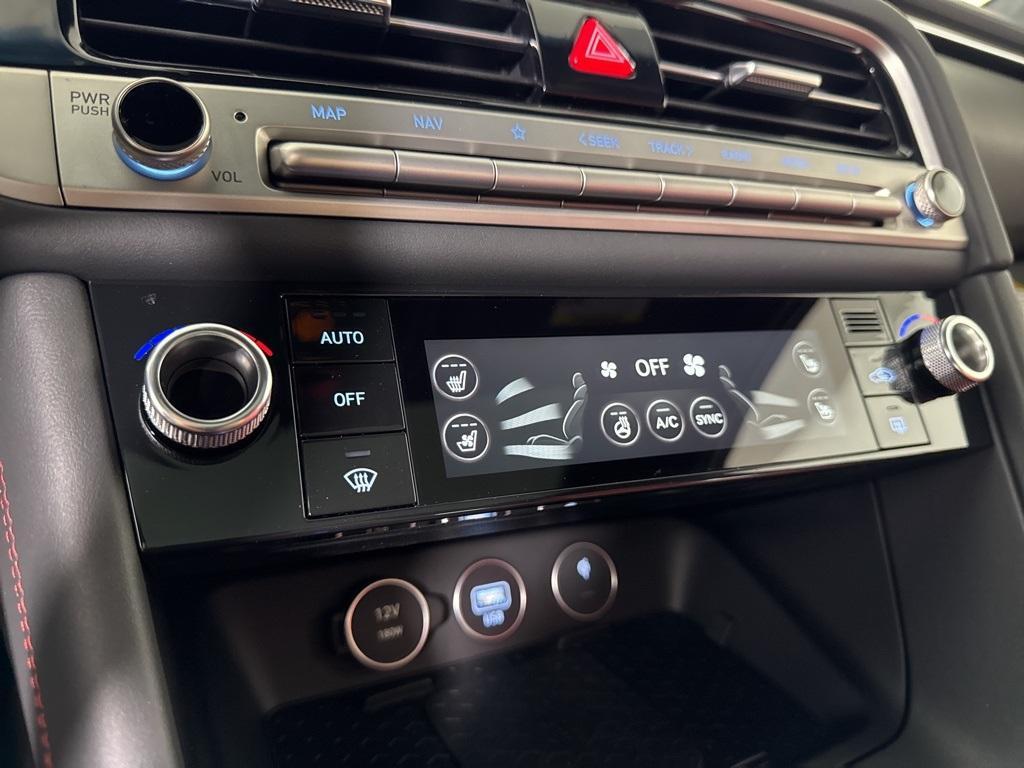 new 2025 Genesis G70 car, priced at $58,500