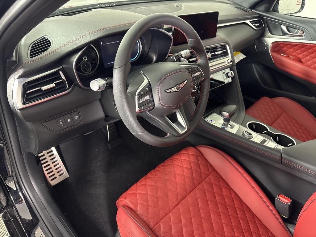 new 2025 Genesis G70 car, priced at $58,500