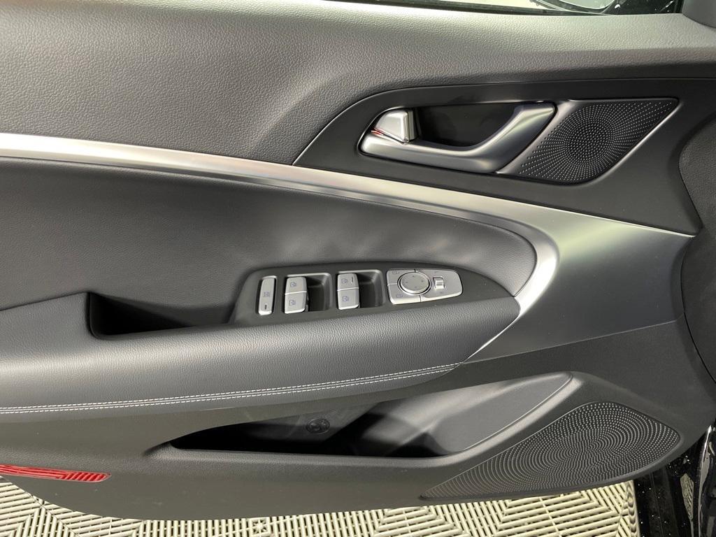 new 2026 Genesis G70 car, priced at $47,595