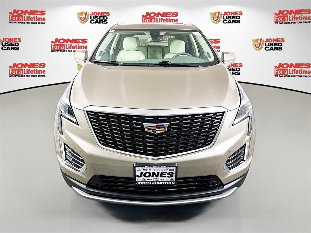 used 2022 Cadillac XT5 car, priced at $35,996