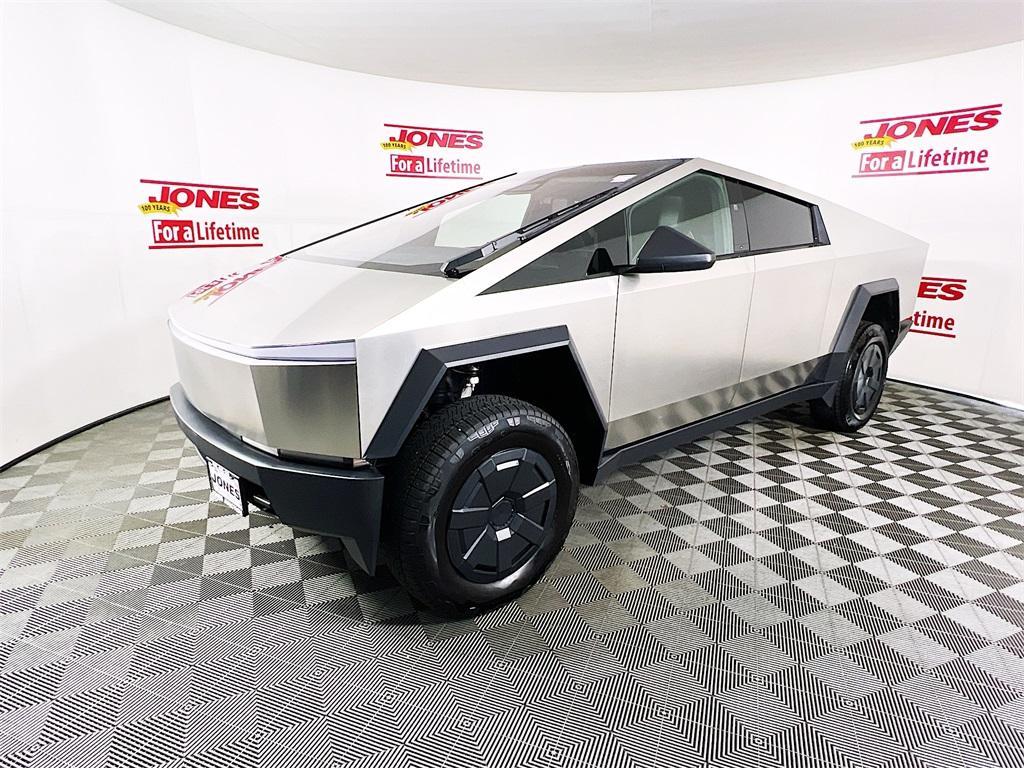 used 2025 Tesla Cybertruck car