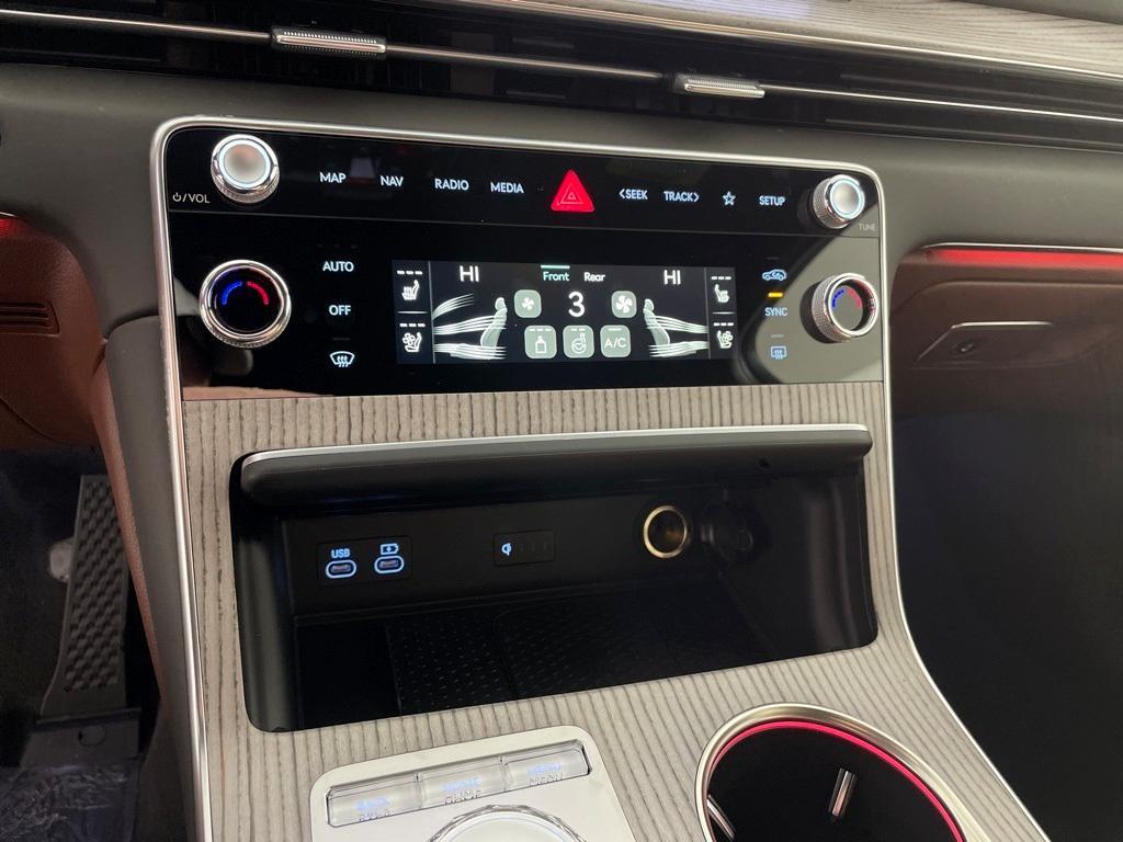 new 2025 Genesis GV80 car, priced at $82,745