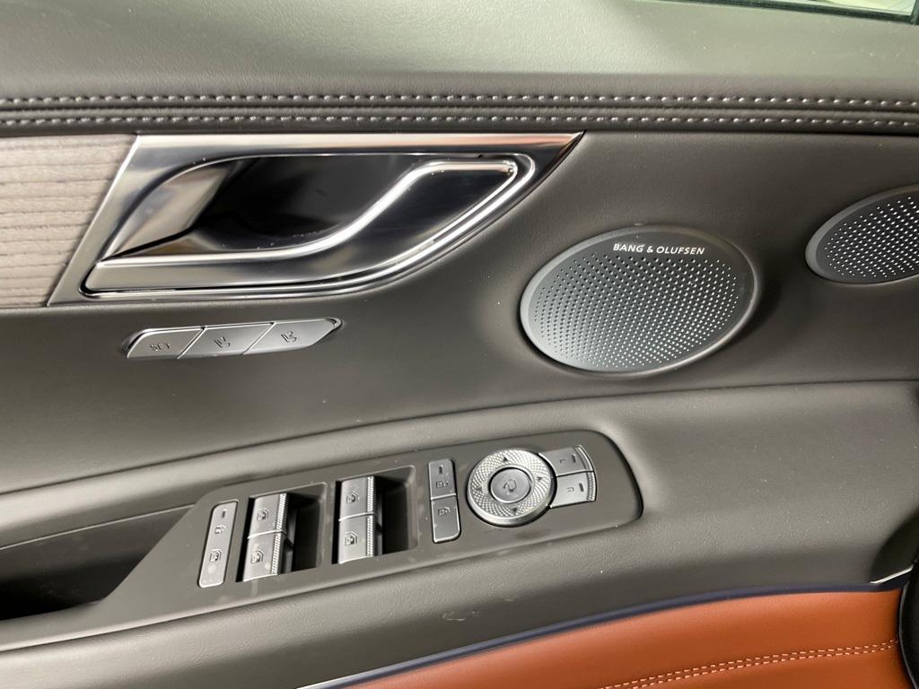 new 2025 Genesis GV80 car, priced at $82,745