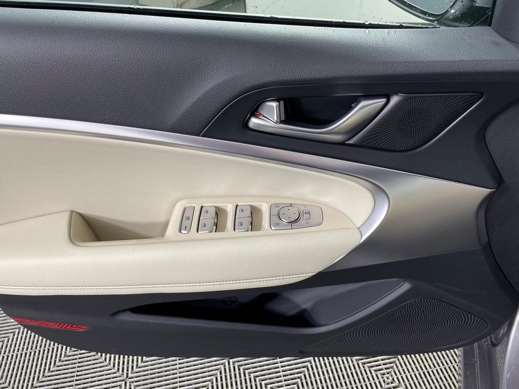 new 2026 Genesis G70 car, priced at $48,090