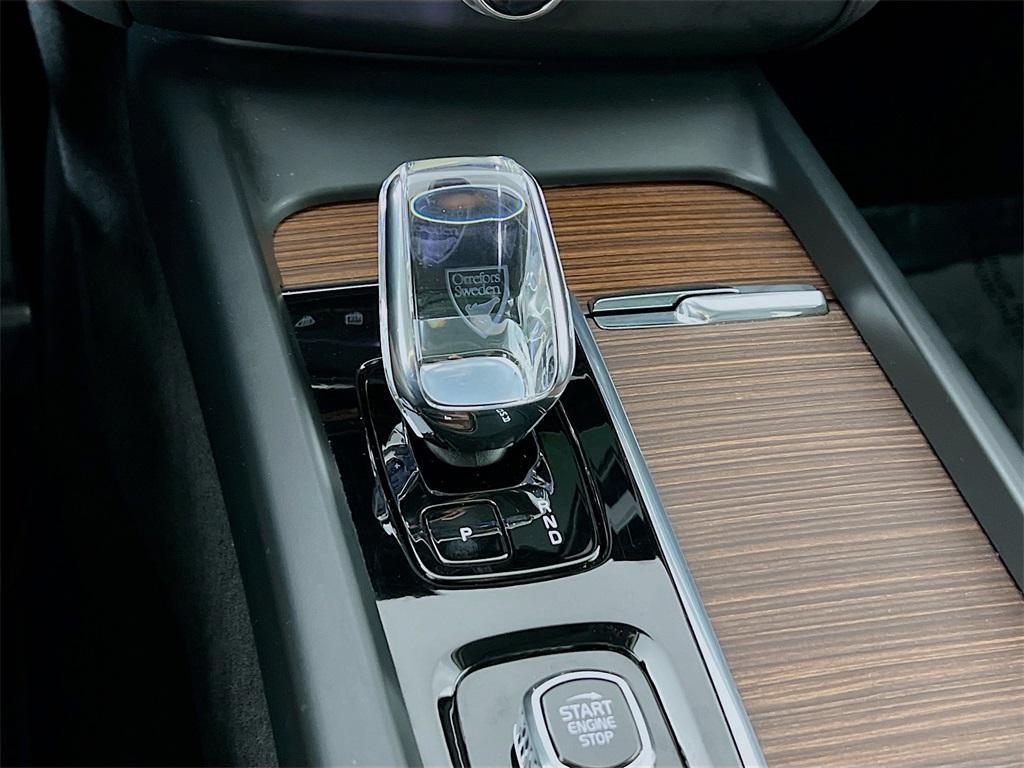 used 2023 Volvo XC60 car, priced at $35,995