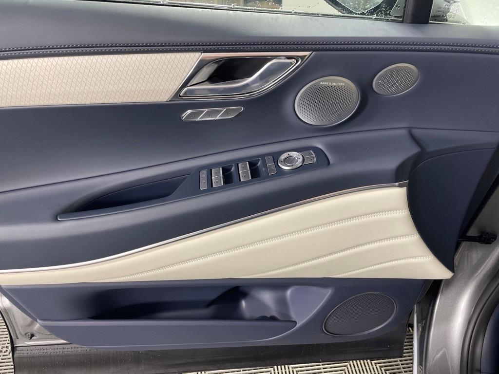 new 2026 Genesis GV80 car, priced at $85,250