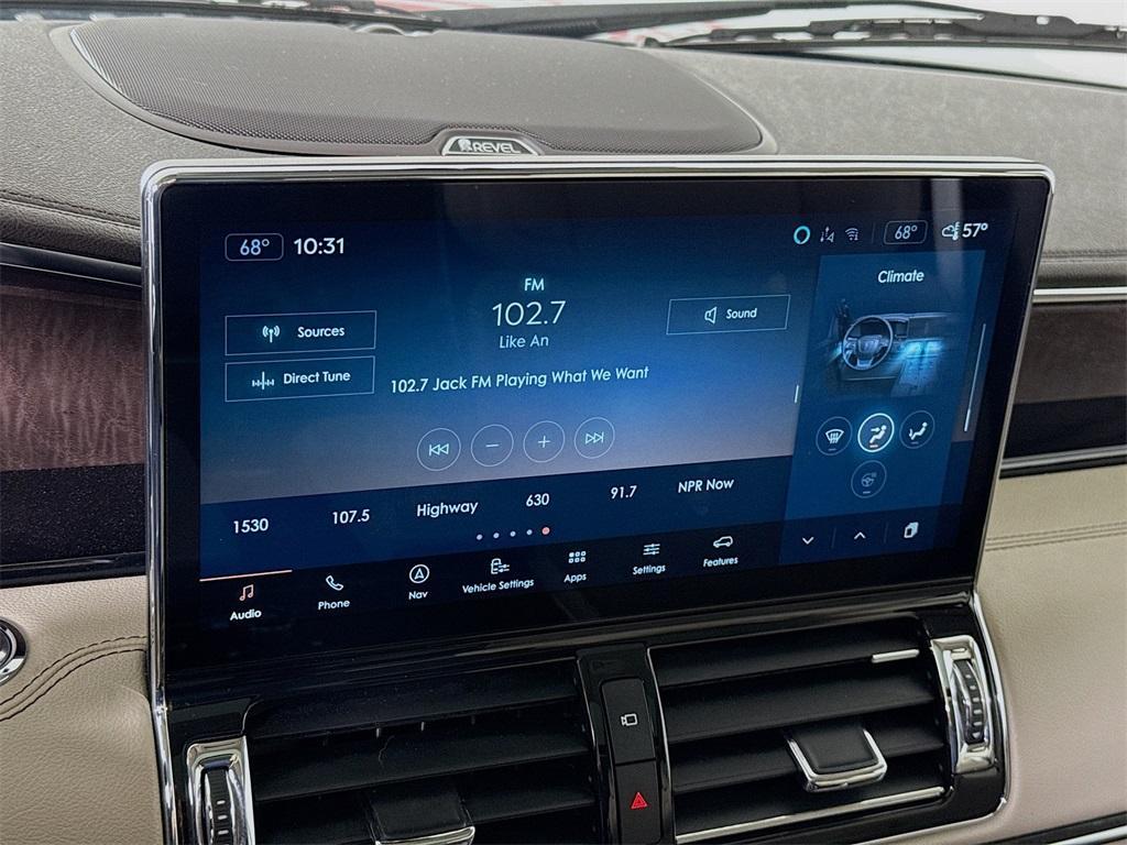 used 2022 Lincoln Navigator car, priced at $63,999