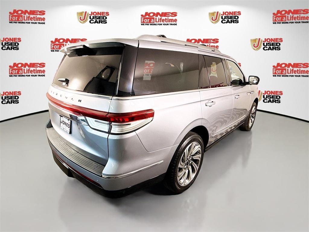 used 2022 Lincoln Navigator car, priced at $63,999