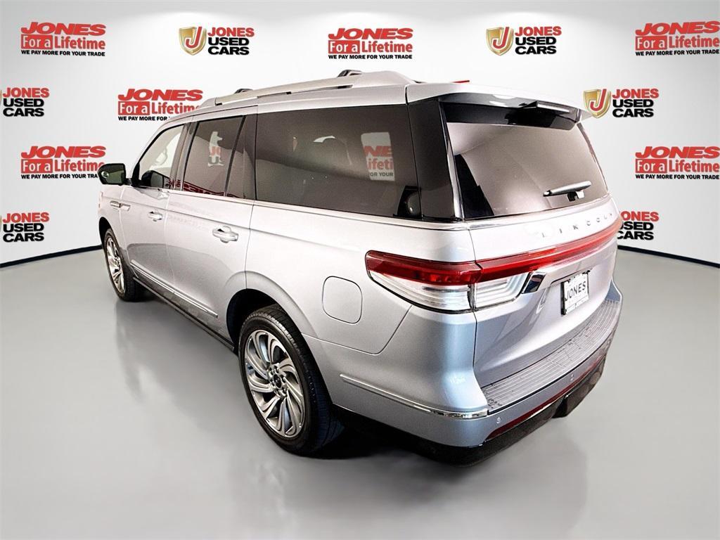 used 2022 Lincoln Navigator car, priced at $63,999