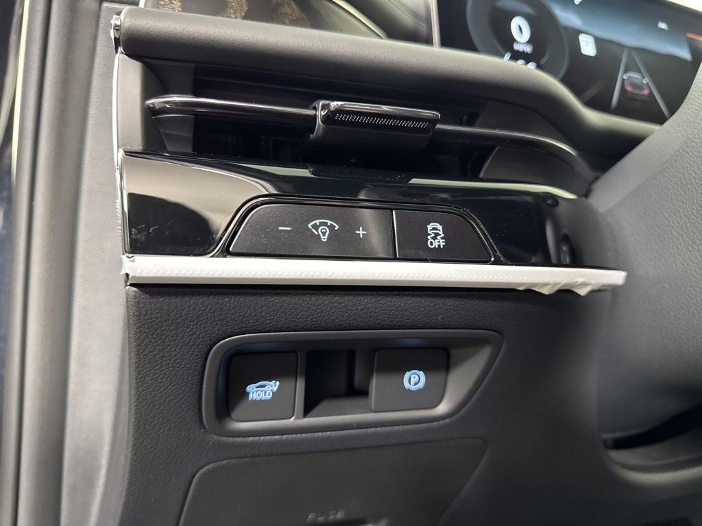 new 2026 Genesis G80 car, priced at $81,720