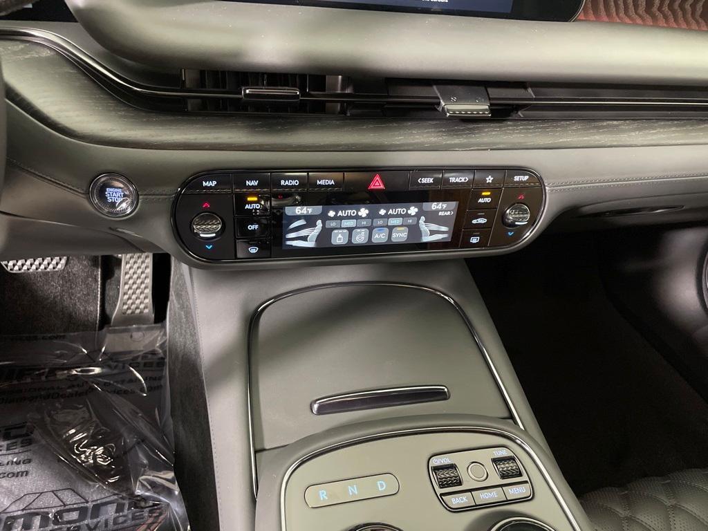 new 2026 Genesis G90 car, priced at $108,065