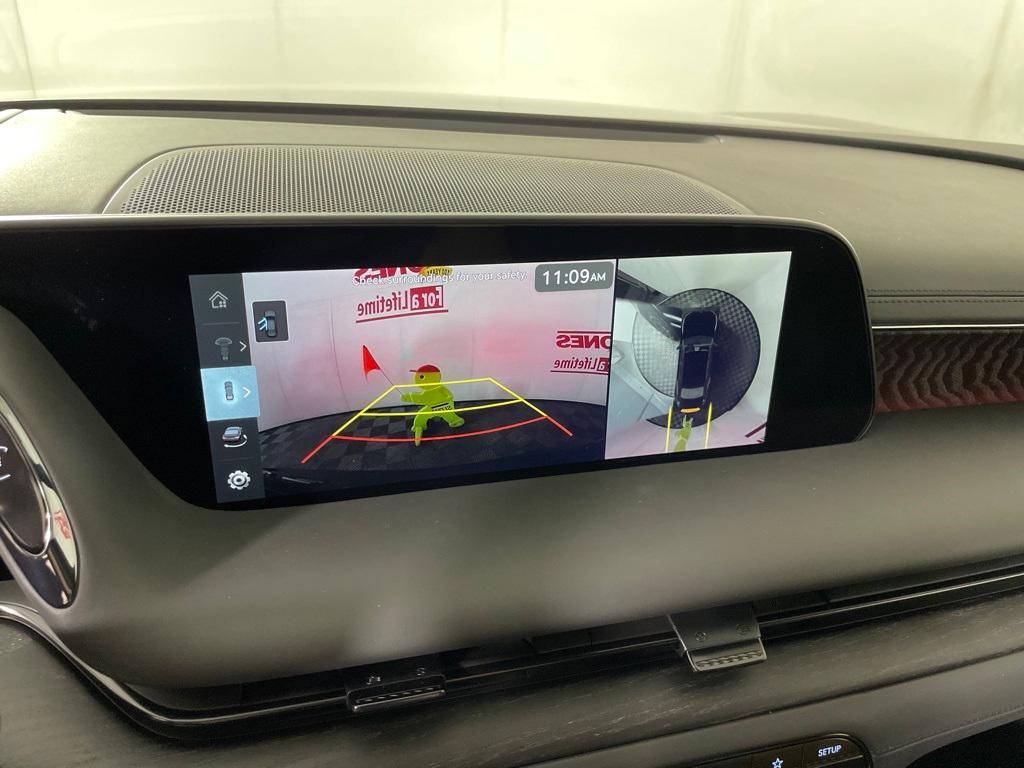 new 2026 Genesis G90 car, priced at $108,065