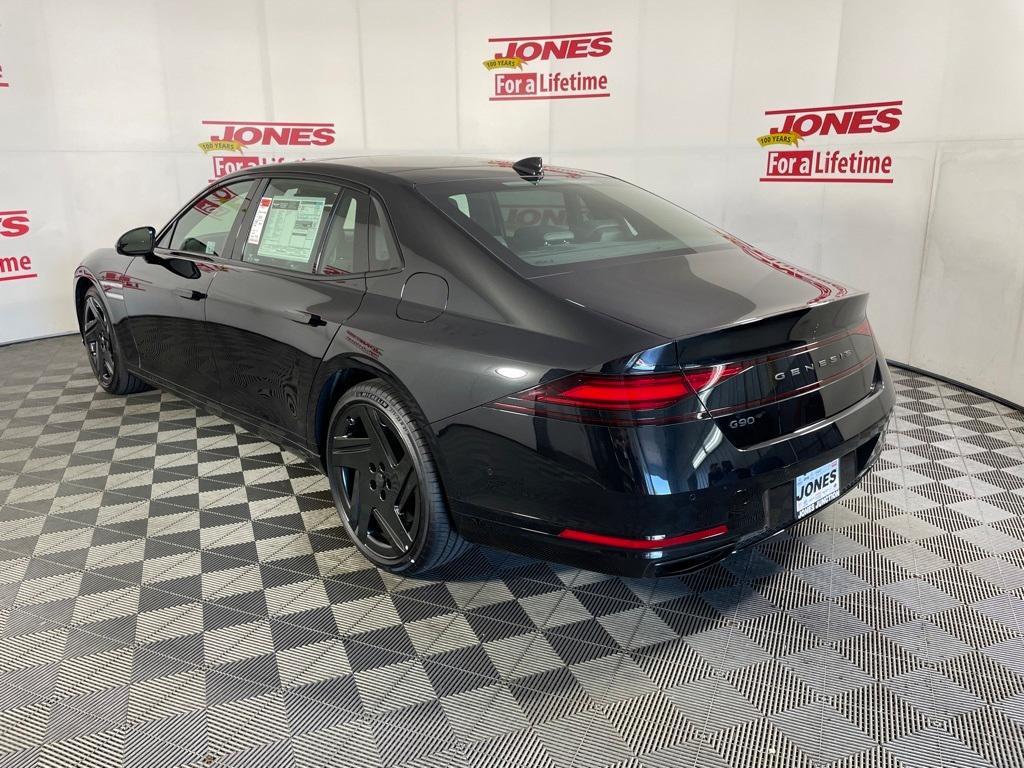 new 2026 Genesis G90 car, priced at $108,065