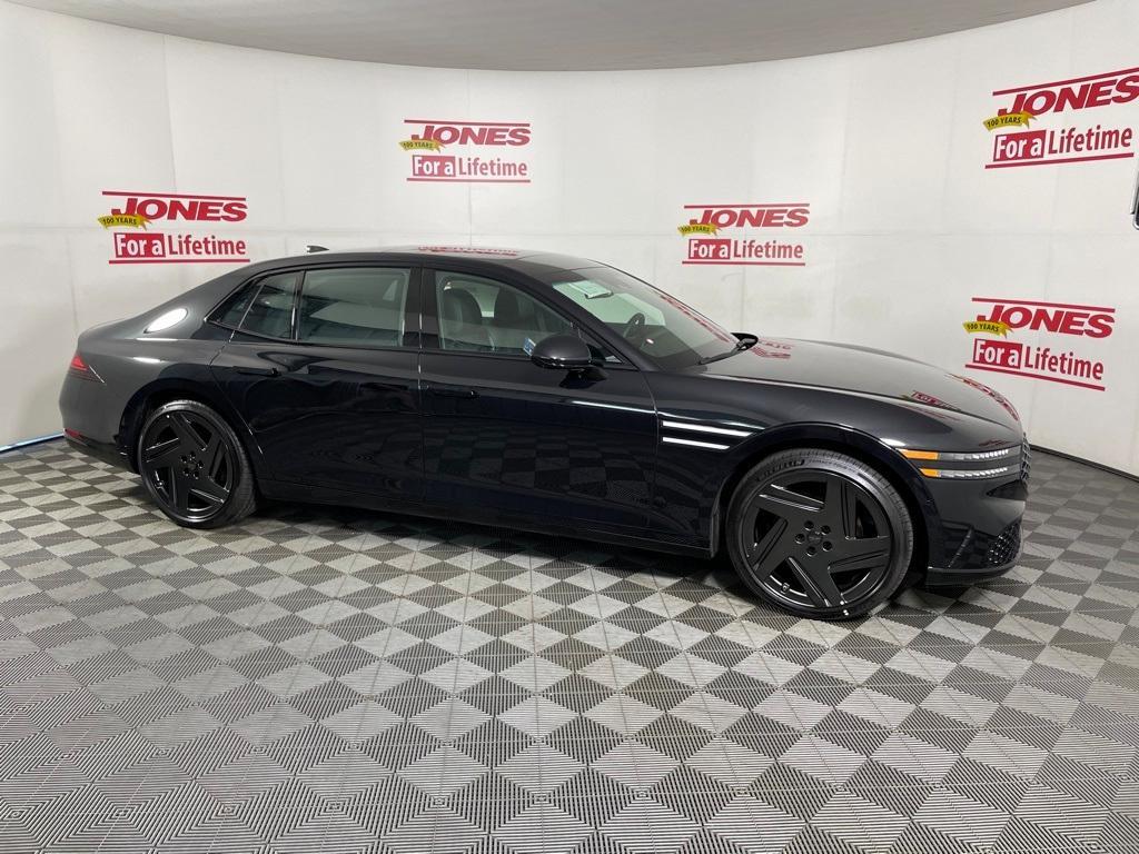 new 2026 Genesis G90 car, priced at $108,065