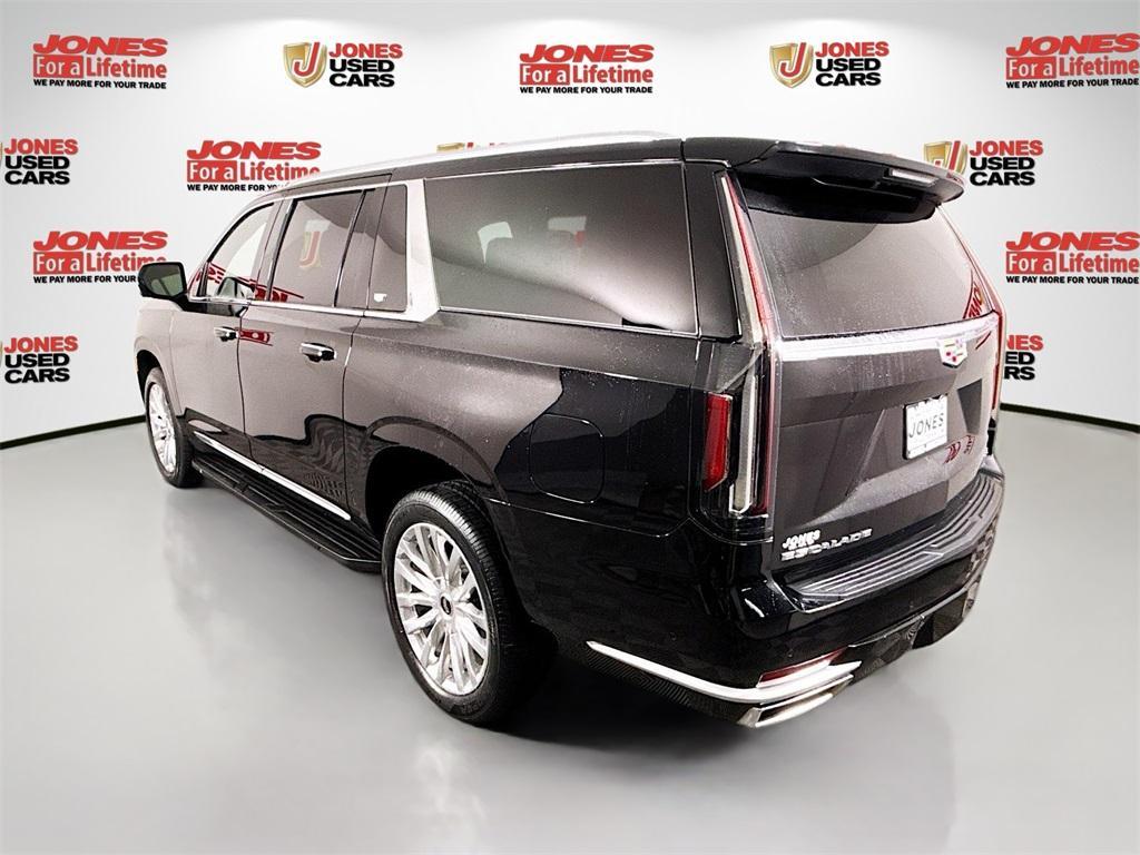 used 2023 Cadillac Escalade ESV car, priced at $64,998