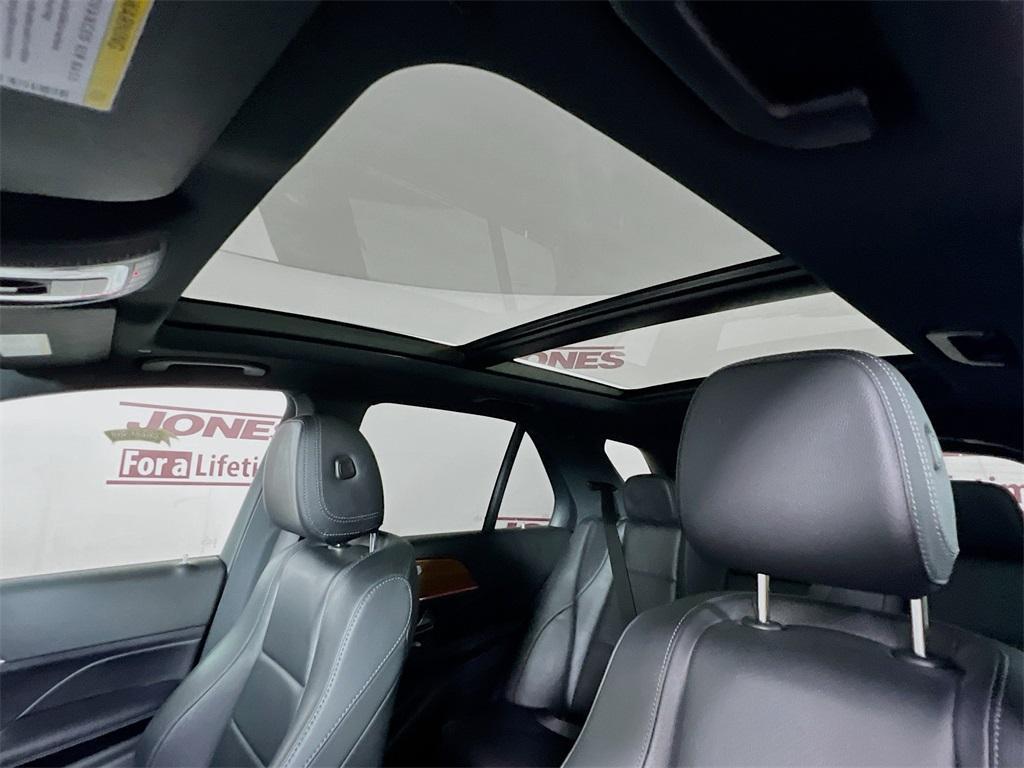 used 2022 Mercedes-Benz GLE 450 car, priced at $48,995