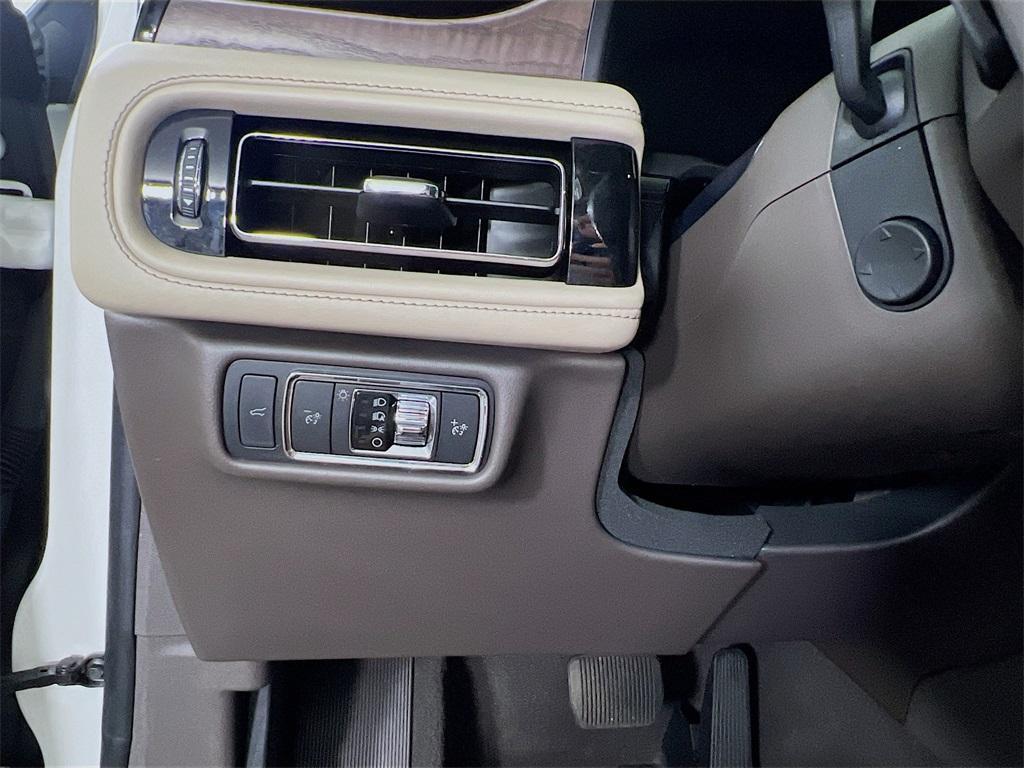 used 2022 Lincoln Aviator car, priced at $45,998