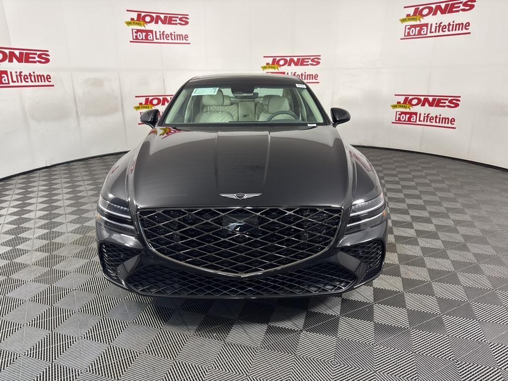 new 2025 Genesis G80 car, priced at $69,495