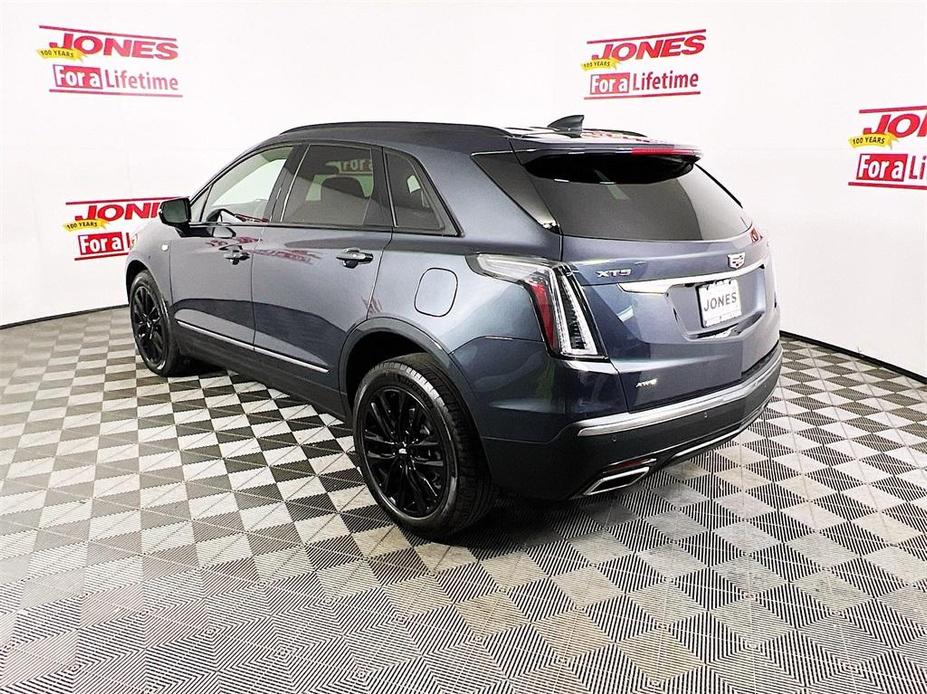 used 2021 Cadillac XT5 car, priced at $27,998