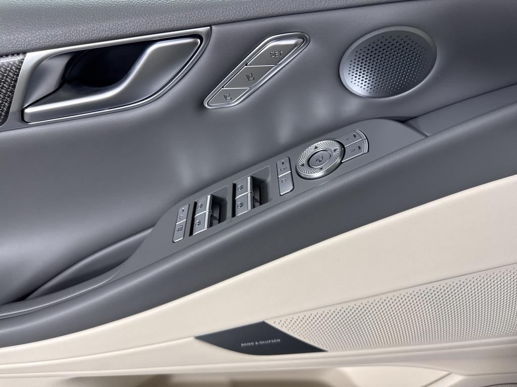 new 2025 Genesis G80 car, priced at $79,000