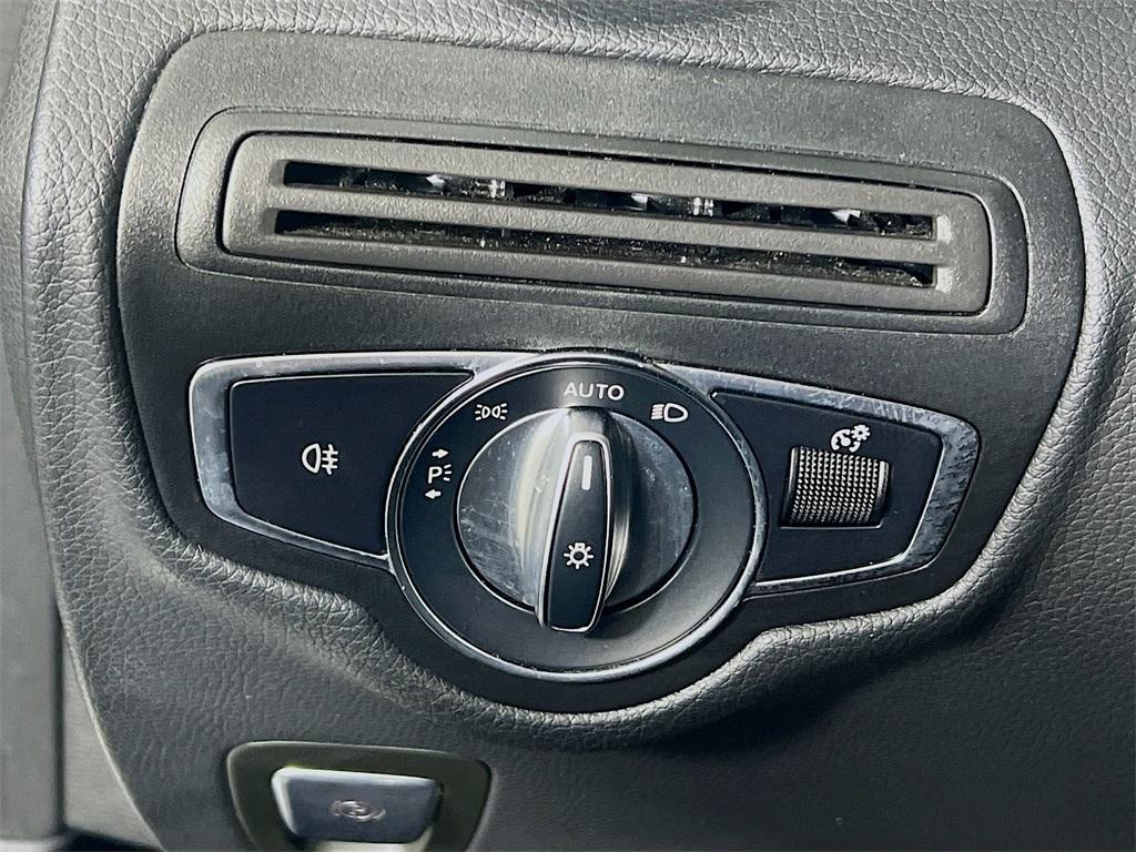 used 2021 Mercedes-Benz GLC 300 car, priced at $30,995
