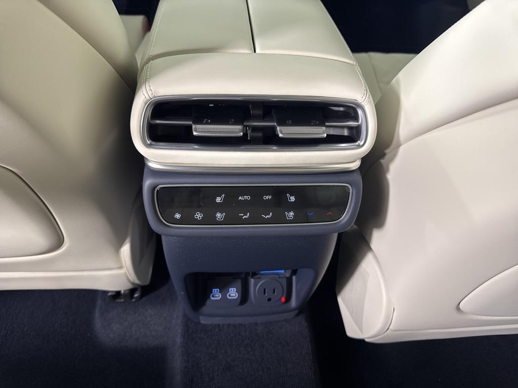 new 2025 Genesis GV80 car, priced at $82,765