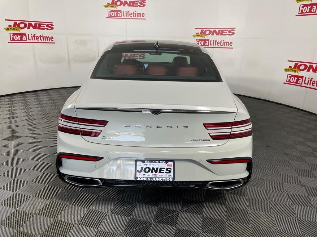 new 2025 Genesis G80 car, priced at $70,155