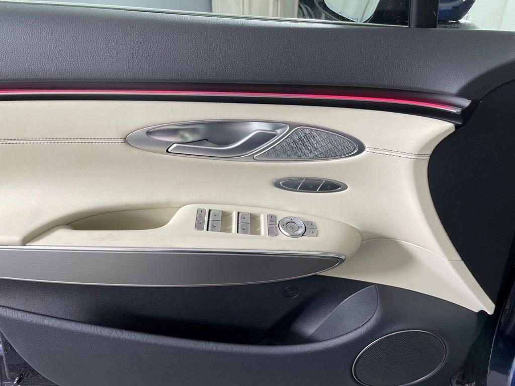 new 2026 Genesis GV70 car, priced at $54,720