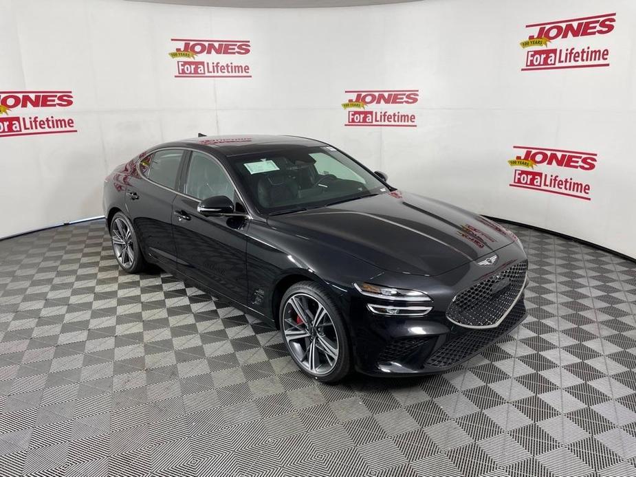 new 2025 Genesis G70 car, priced at $58,055