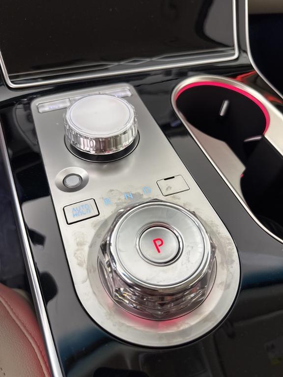 new 2025 Genesis GV80 car, priced at $61,095