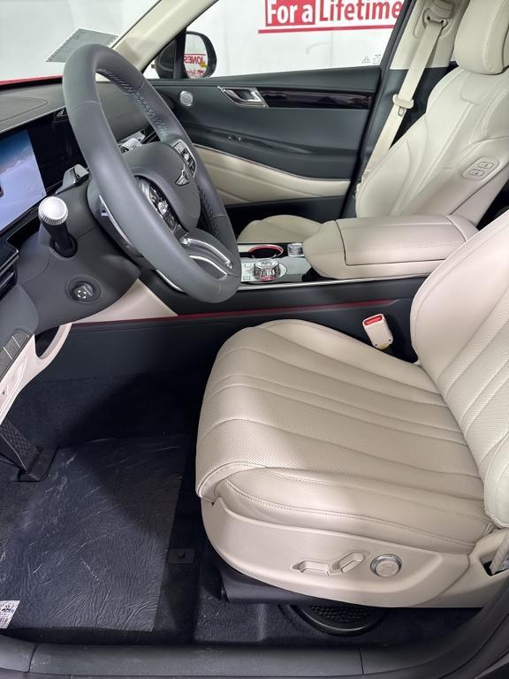 new 2025 Genesis GV80 car, priced at $61,095