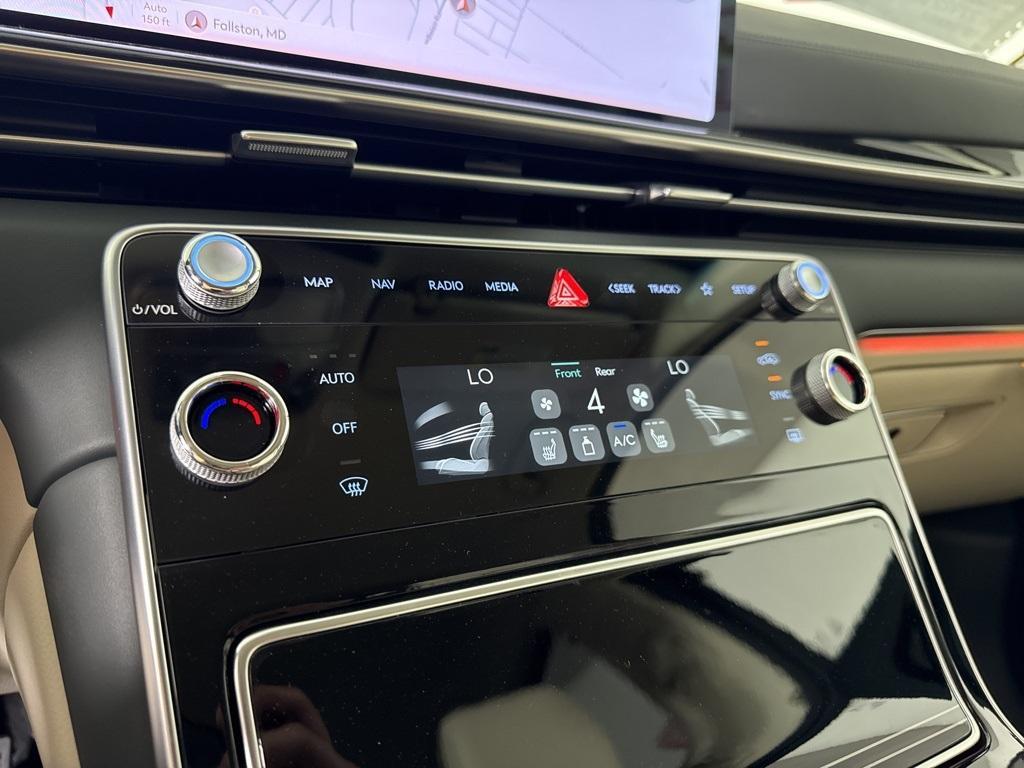 new 2025 Genesis GV80 car, priced at $61,095