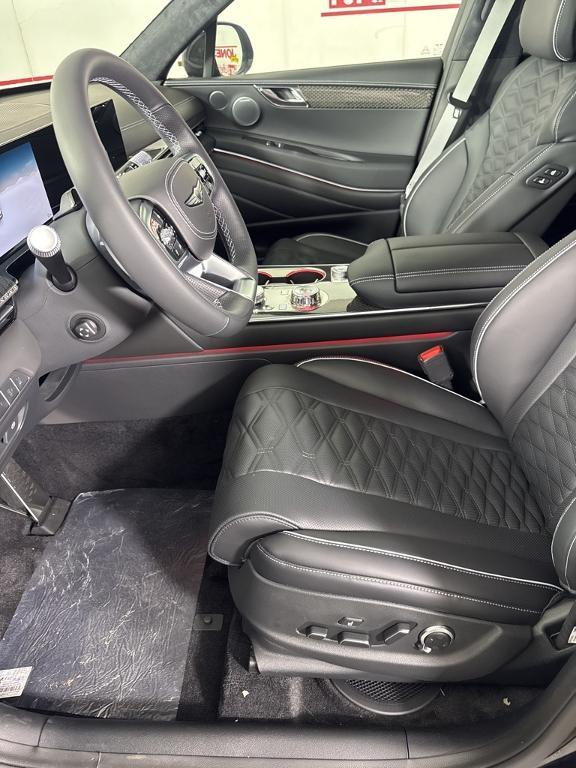 new 2025 Genesis GV80 Coupe car, priced at $88,270