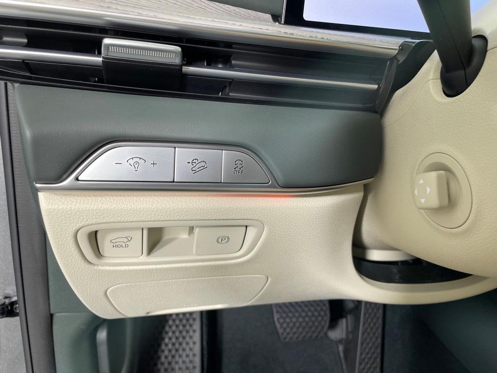 new 2025 Genesis GV80 car, priced at $81,900